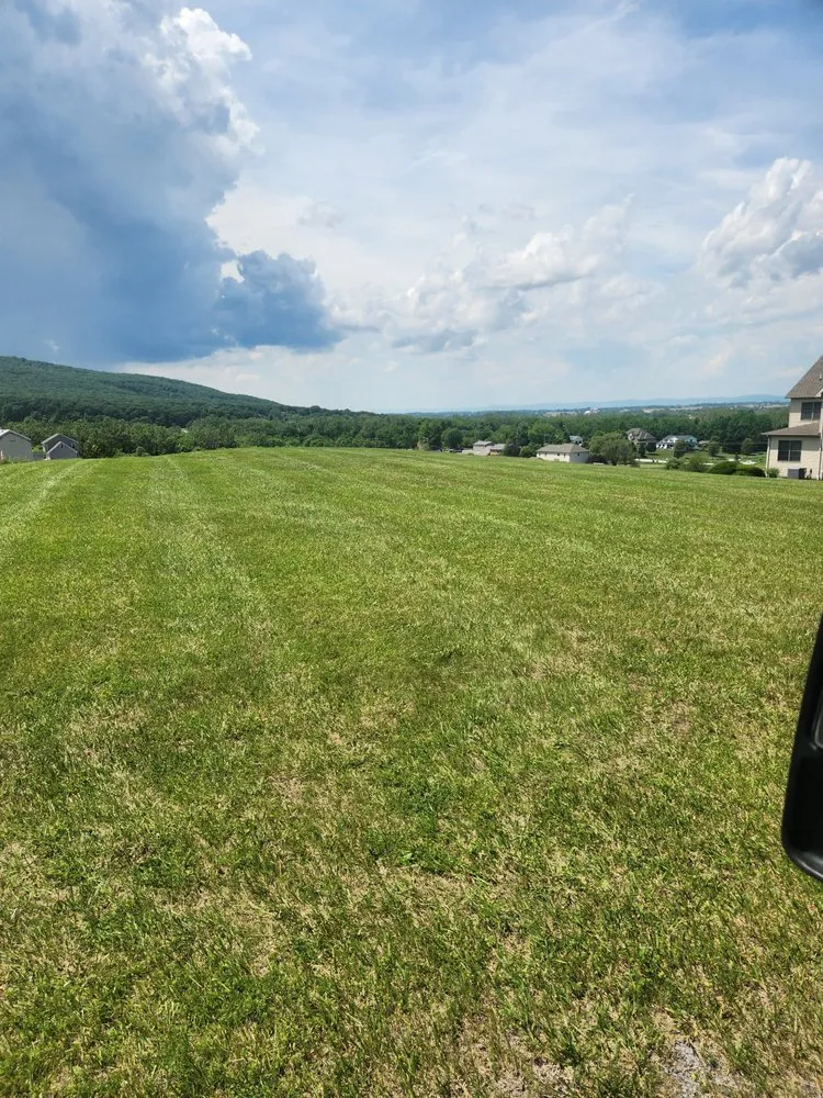 Local lawn mowing service in New Bloomfield, PA - Reinards Land Management