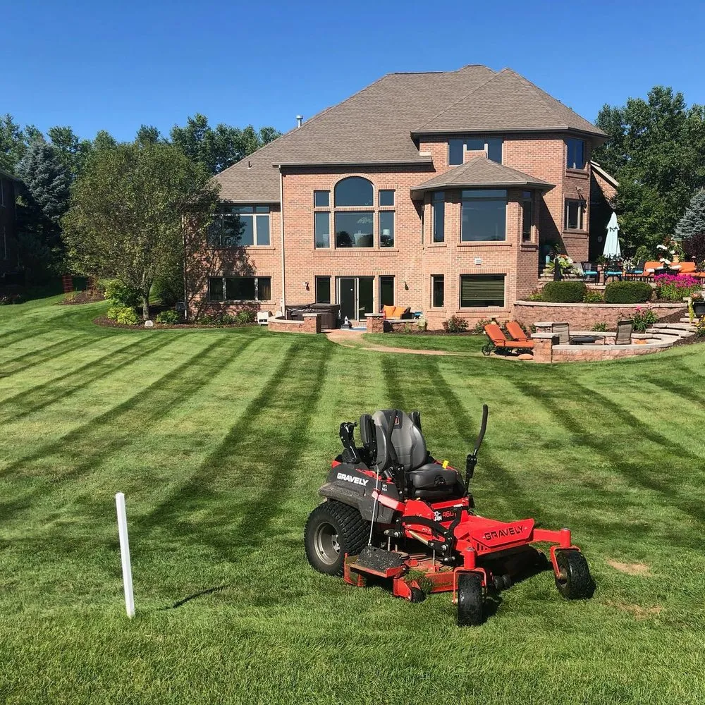 Local outdoor landscaping in Little Suamico, WI - Reinhard's 4 Seasons