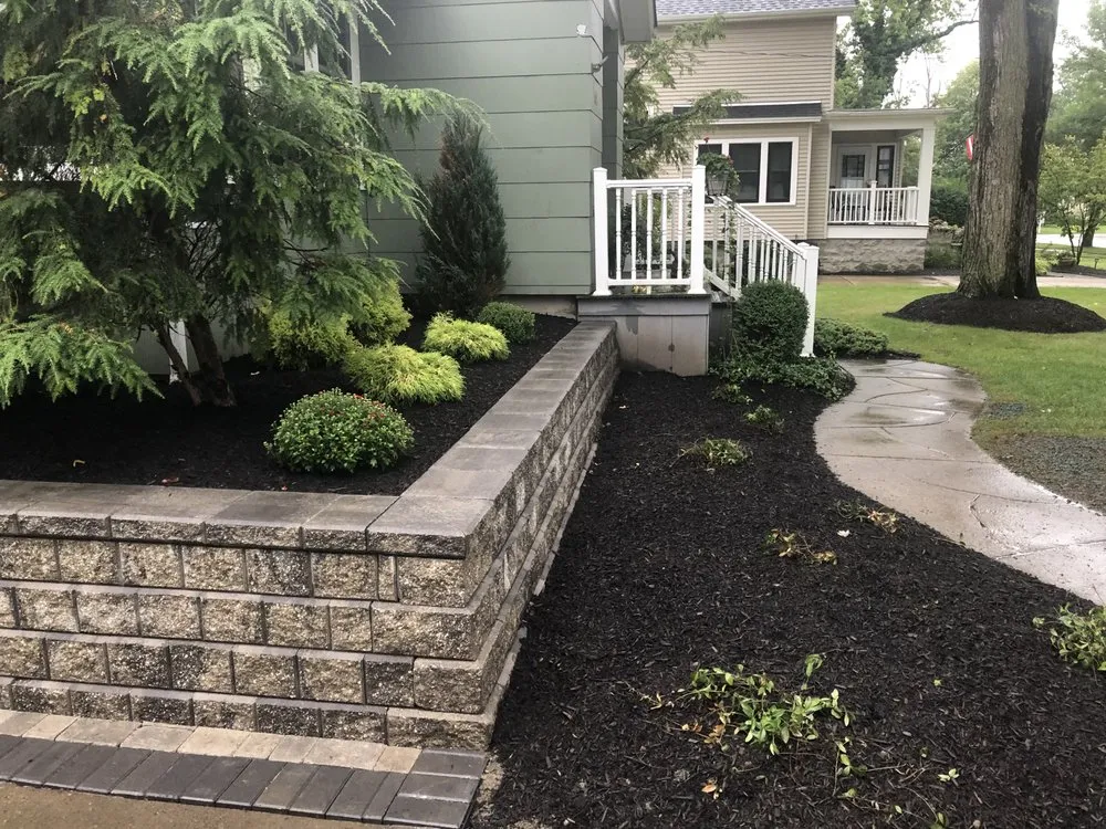 Expert landscape design in Amherst, NY - Reinhart Enterprises Landscaping and Lawn Care
