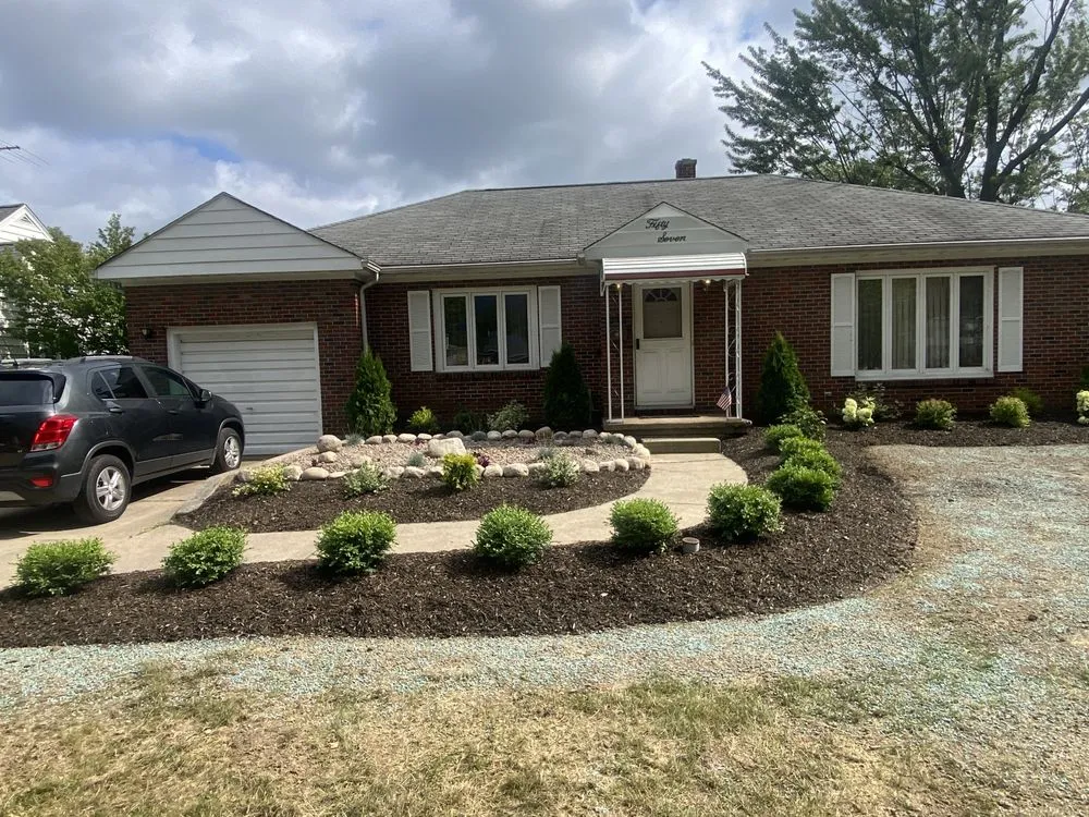 Professional yard cleanup service experts serving Amherst, NY - Reinhart Enterprises Landscaping and Lawn Care