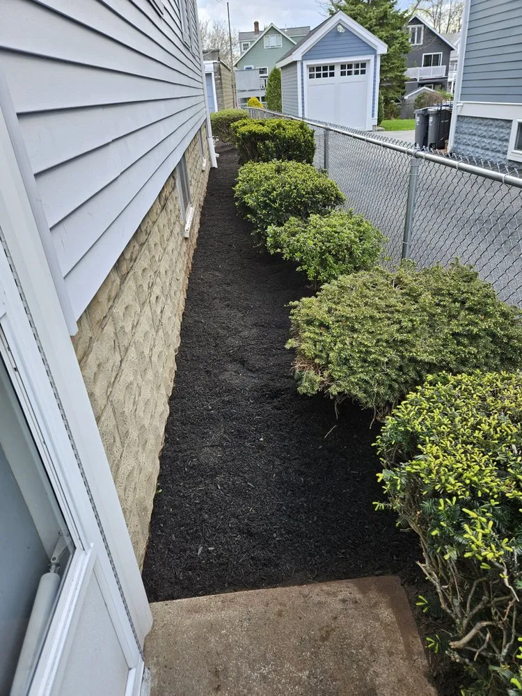 Expert yard maintenance in Malden, MA - Reis Landscape Services