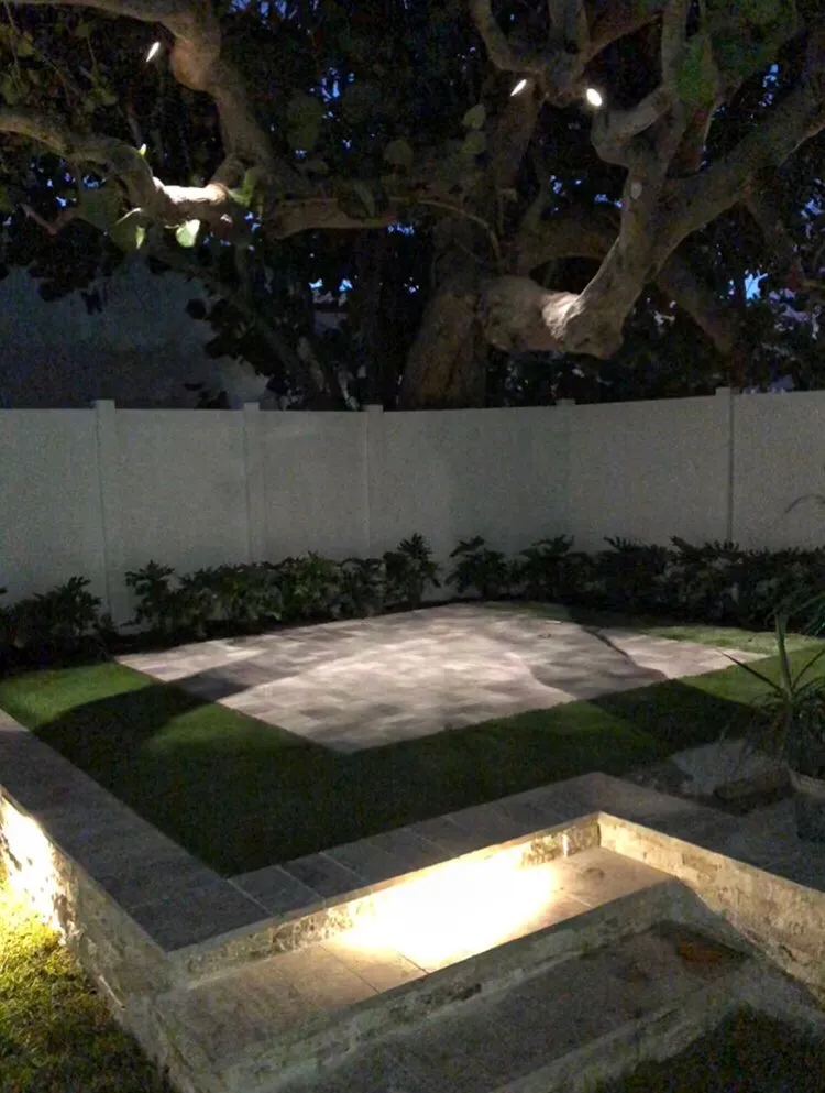 Professional lawn mowing service in Lake worth, FL - Rejoyce Landscaping