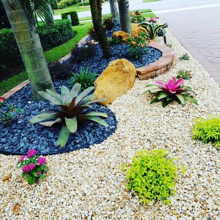 Affordable landscaping services experts serving Lake worth, FL - Rejoyce Landscaping