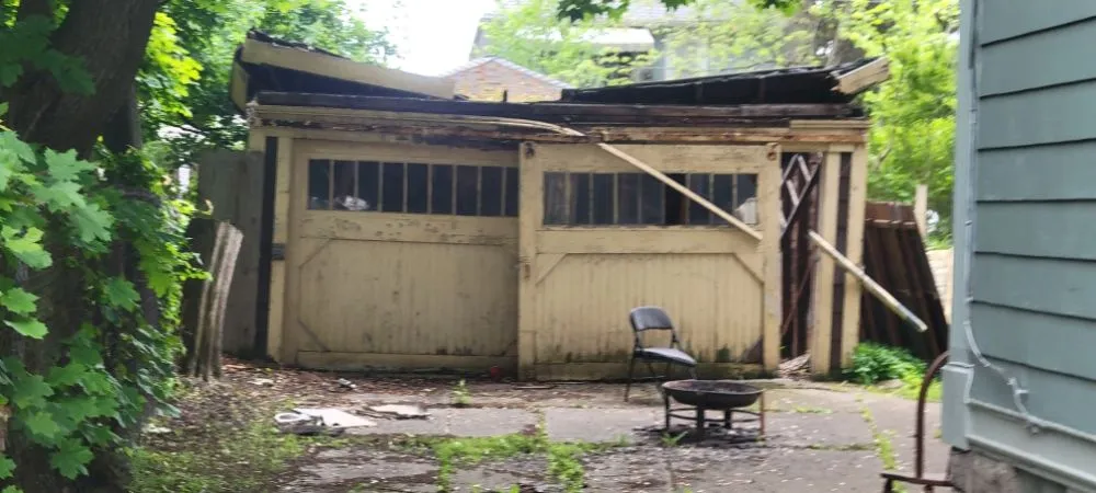 Affordable yard maintenance experts serving Buffalo, NY - Relax While We Work