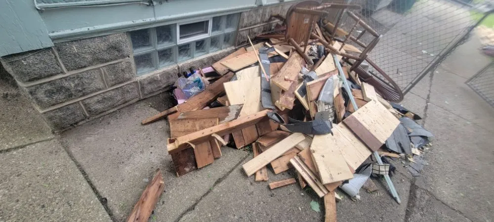 Expert landscaping services in Buffalo, NY by Relax While We Work