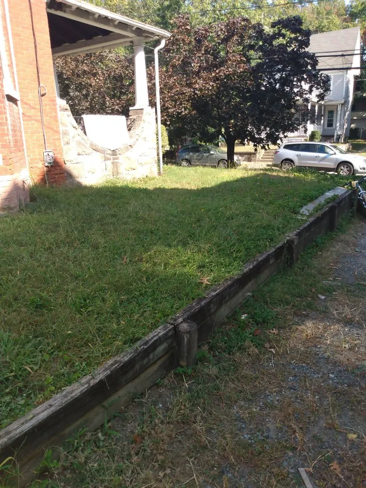 Reliable garden landscaping in West Deptford, NJ - Reliable Kutz Lawncare