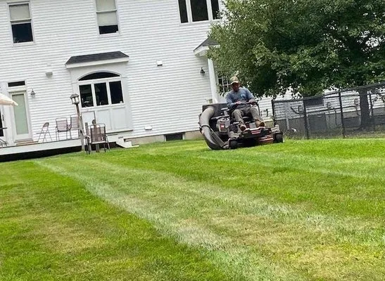 Reliable Landscaping Logo