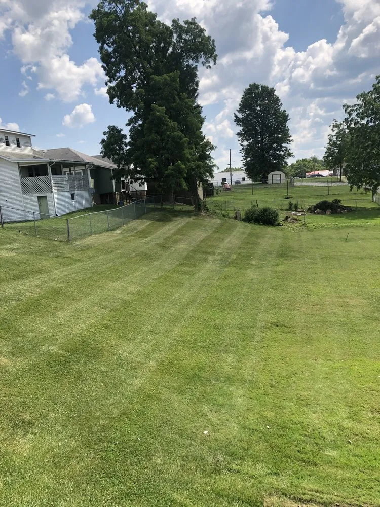 Trusted landscape design experts serving Mineral Wells, WV - Reliable Lawn Service