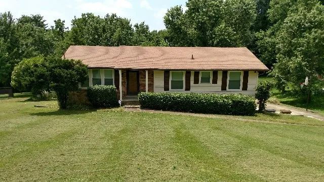 Reliable landscape installation in Portland, TN by Reliable Mowing and Lawn Services