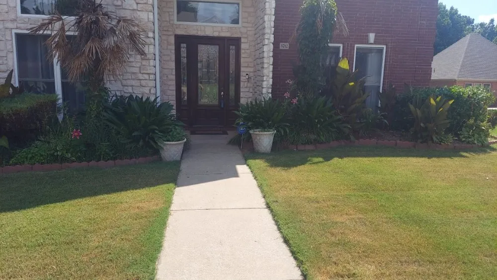 Local residential landscaping experts serving Sherwood, AR - Reliable Pressure Washing