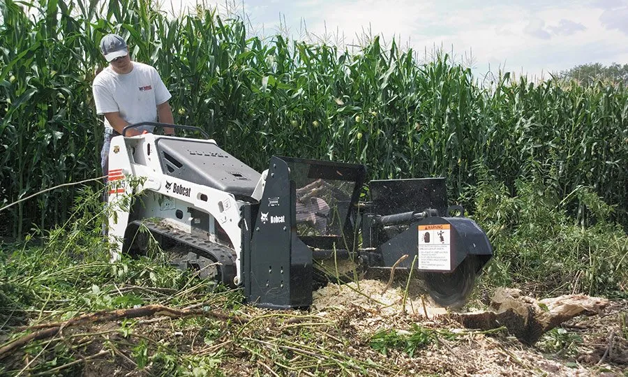 Custom landscape design for homes across Jacksonville, FL - Reliable Rain Turf and irrigation