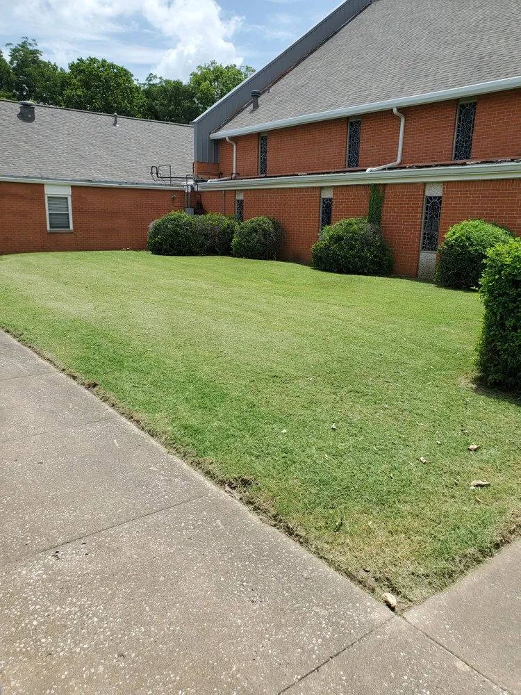 Trusted lawn care service for homes in Tulsa, OK by Reliable Repairs