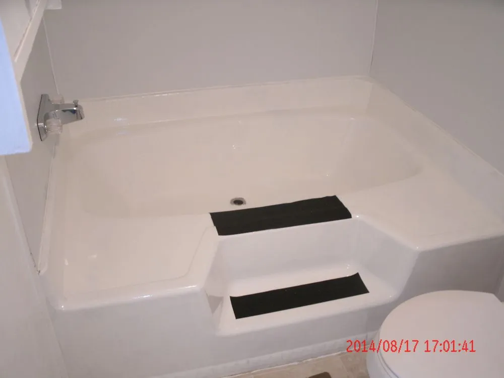 Affordable outdoor landscaping experts serving Fort Wayne, IN - Reliable Restoration Handyman Service