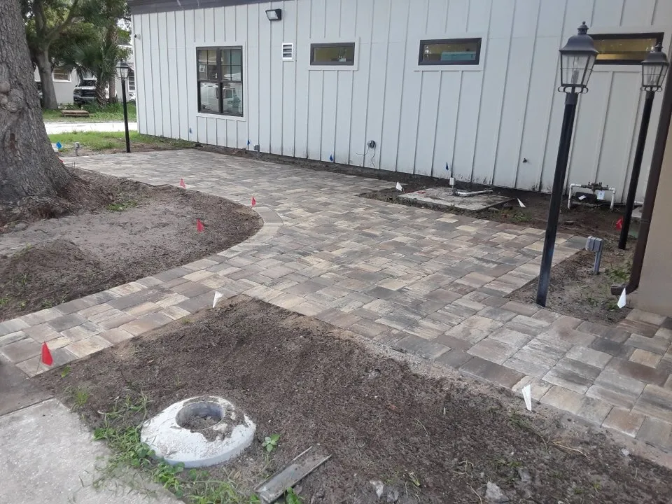 Top-rated landscape installation with custom design in Kingsland, GA by Reliant Hardscapes