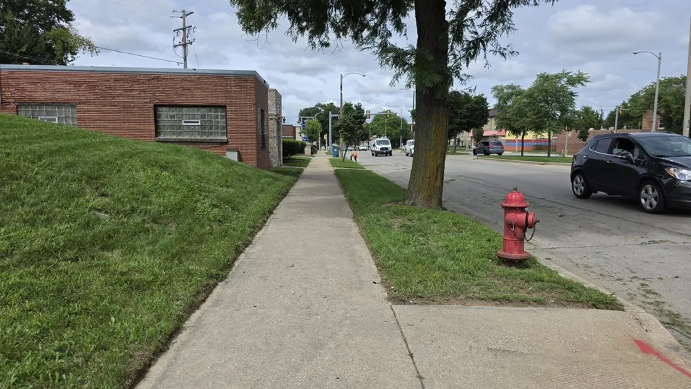 Local lawn care service for homes in Milwaukee, WI by Reliant Property Management