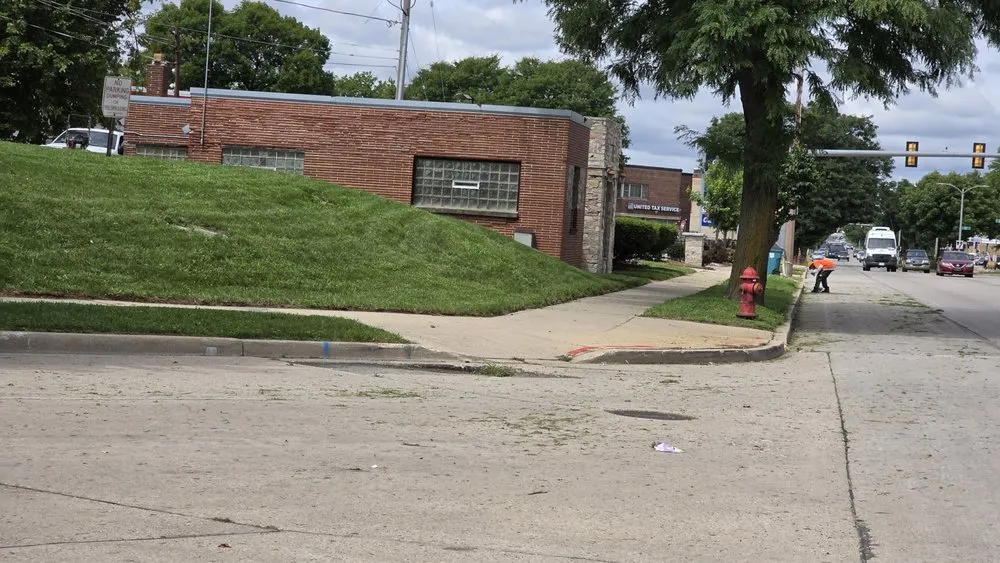 Local yard cleanup service for residential properties across Milwaukee, WI - Reliant Property Management