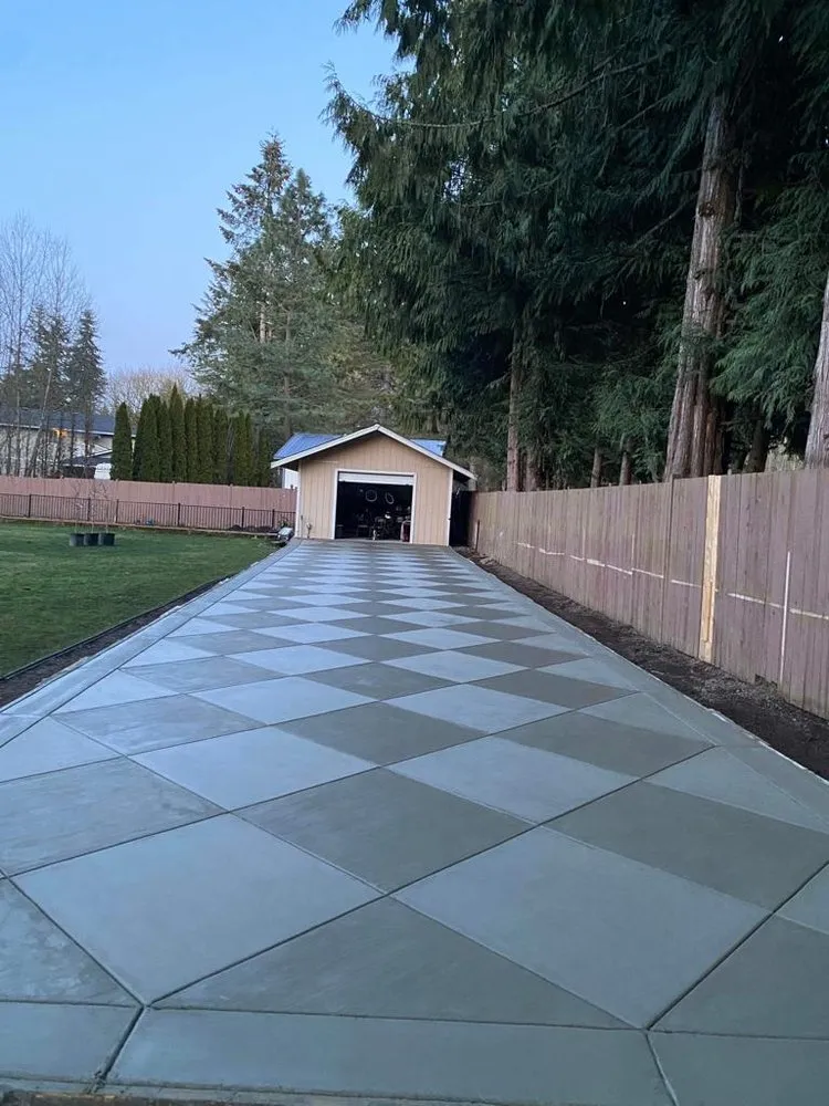 Local lawn mowing service in Everett, WA by Relva Landscaping and Construction