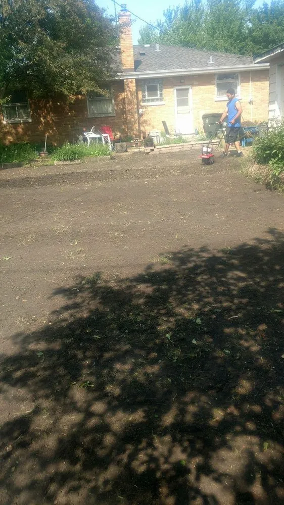 Reliable garden landscaping in Mount Prospect, IL by REM Landscaping Group