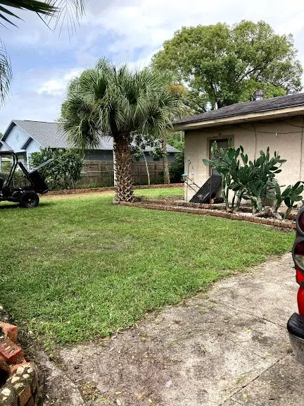 Trusted lawn mowing service for residential properties in Geneva, FL by Remarkable Aspects