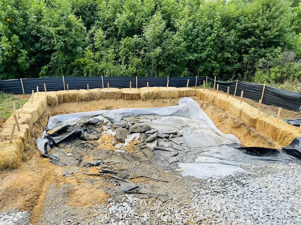 Affordable landscaping services in Warwick, MD by Remmy’s Contractor And Lawn Care