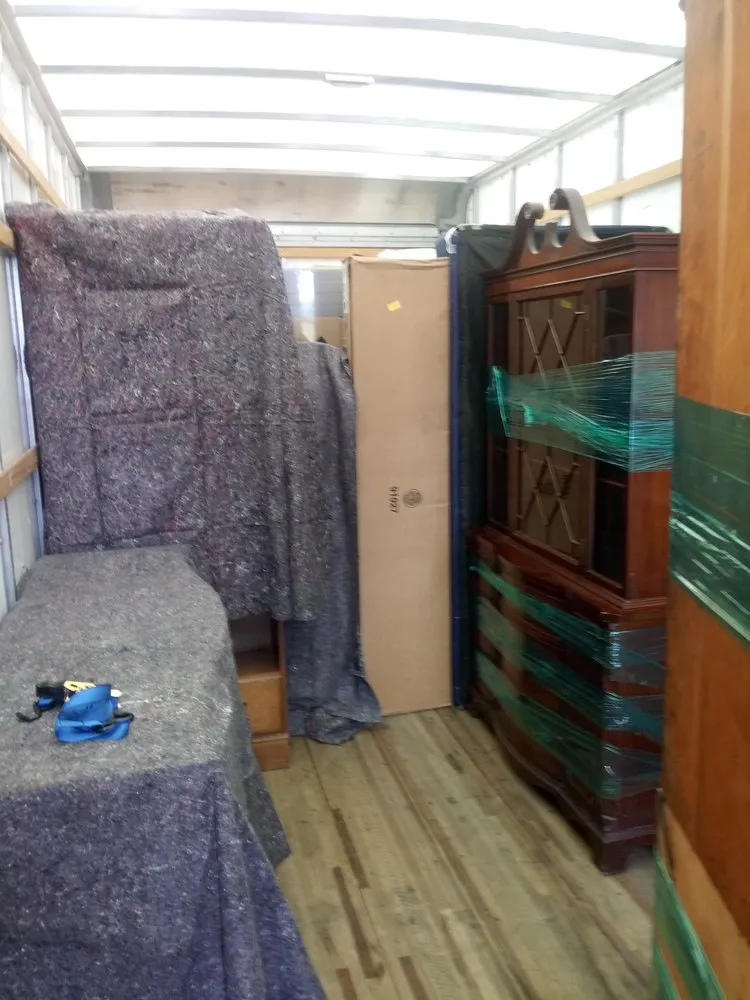 Professional lawn mowing service in Waterbury, CT by Renacimiento Services