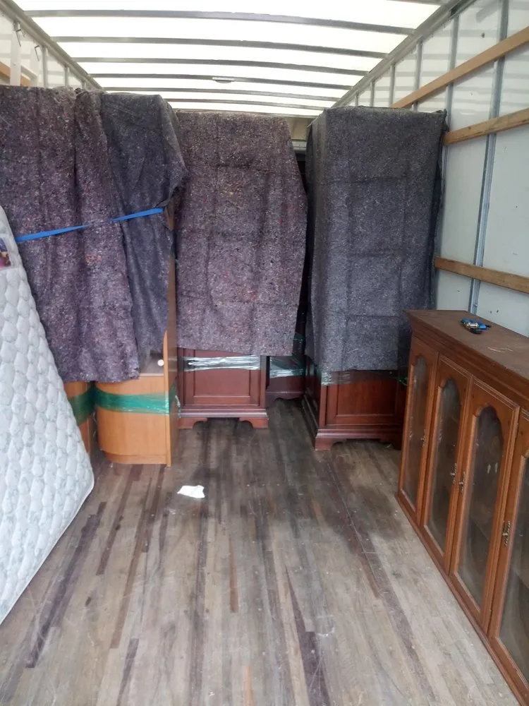 Custom landscape design for beautiful yards in Waterbury, CT by Renacimiento Services