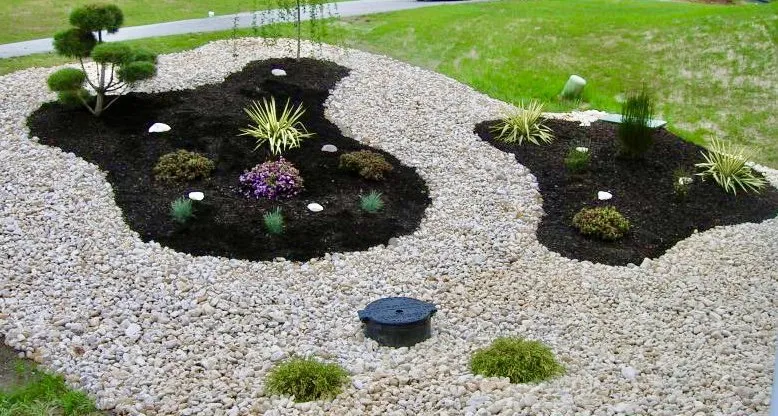 Expert residential landscaping for beautiful yards in Hughesville, MD by Renaissance Man