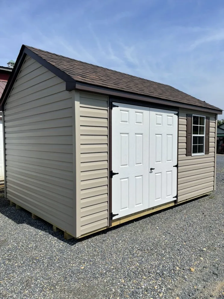 Professional yard maintenance near you in Hughesville, MD by Renaissance Man