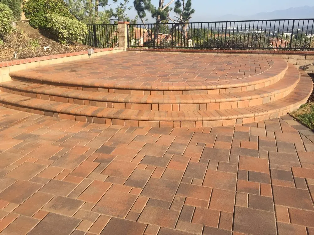 Professional garden landscaping in San Dimas, CA - Renaissance Paving