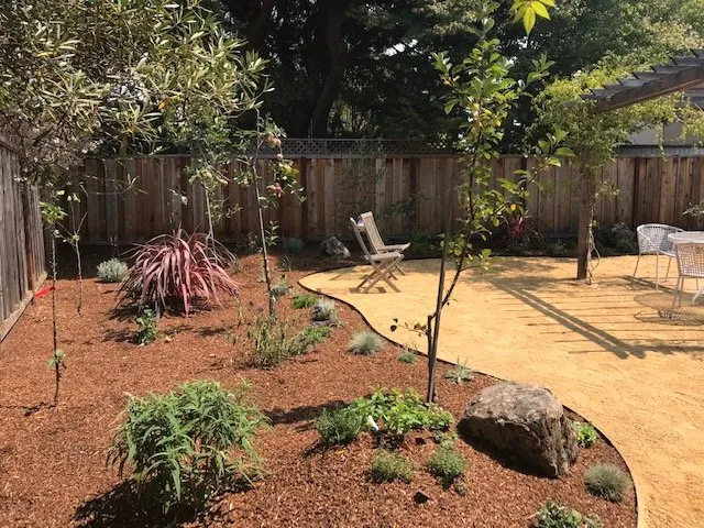 Local lawn care service in Berkeley, CA by Rendered Stone