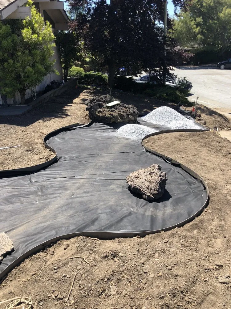 Custom garden landscaping in Berkeley, CA - Rendered Stone
