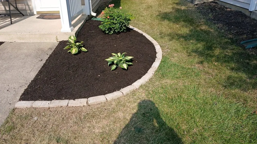 Custom outdoor landscaping near you in Lincoln Village, OH by Rendon Landscaping Maintenance
