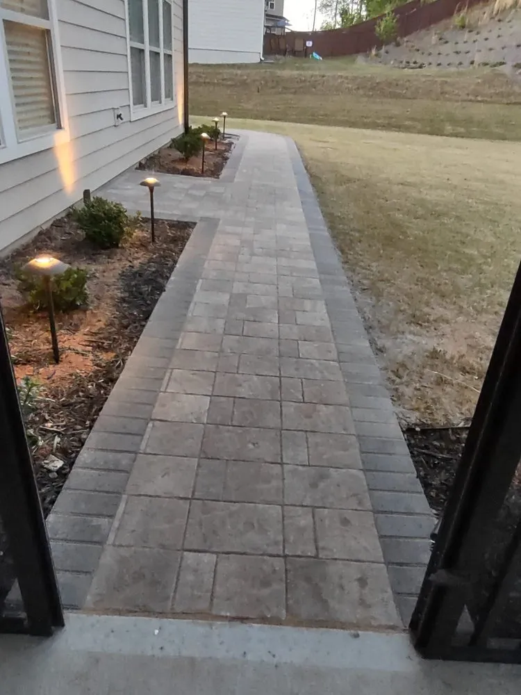 Custom yard maintenance experts serving Cumming, GA - Renew Your Landscape and Outdoor Lighting