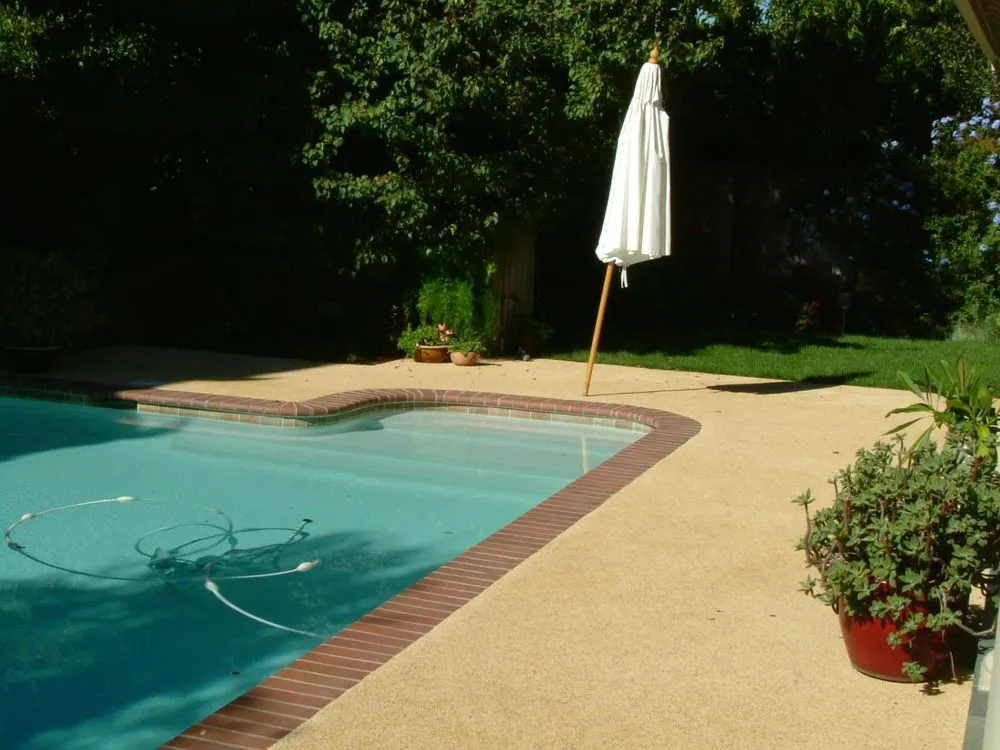 Top-rated lawn care service for residential properties across Santa Clara, CA - Renewal Maintenance