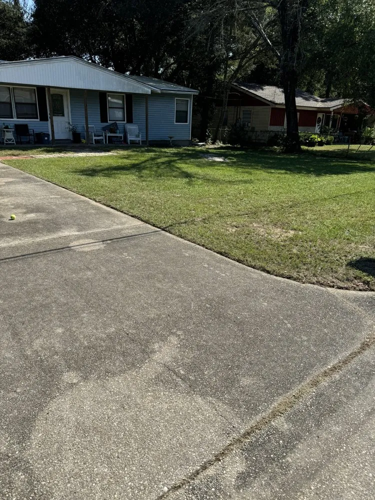 Expert landscape installation in Pensacola, FL - Renfroes Lawn Care