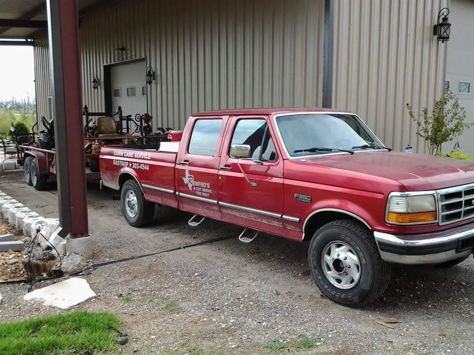 Top-rated lawn care service in Bastrop, TX - Renfro's Lawn Care