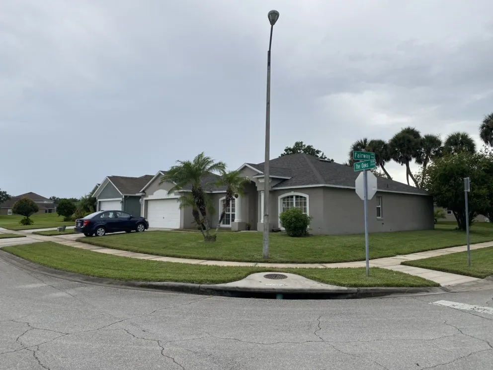 Professional landscape design in Kissimmee, FL - Reno Home