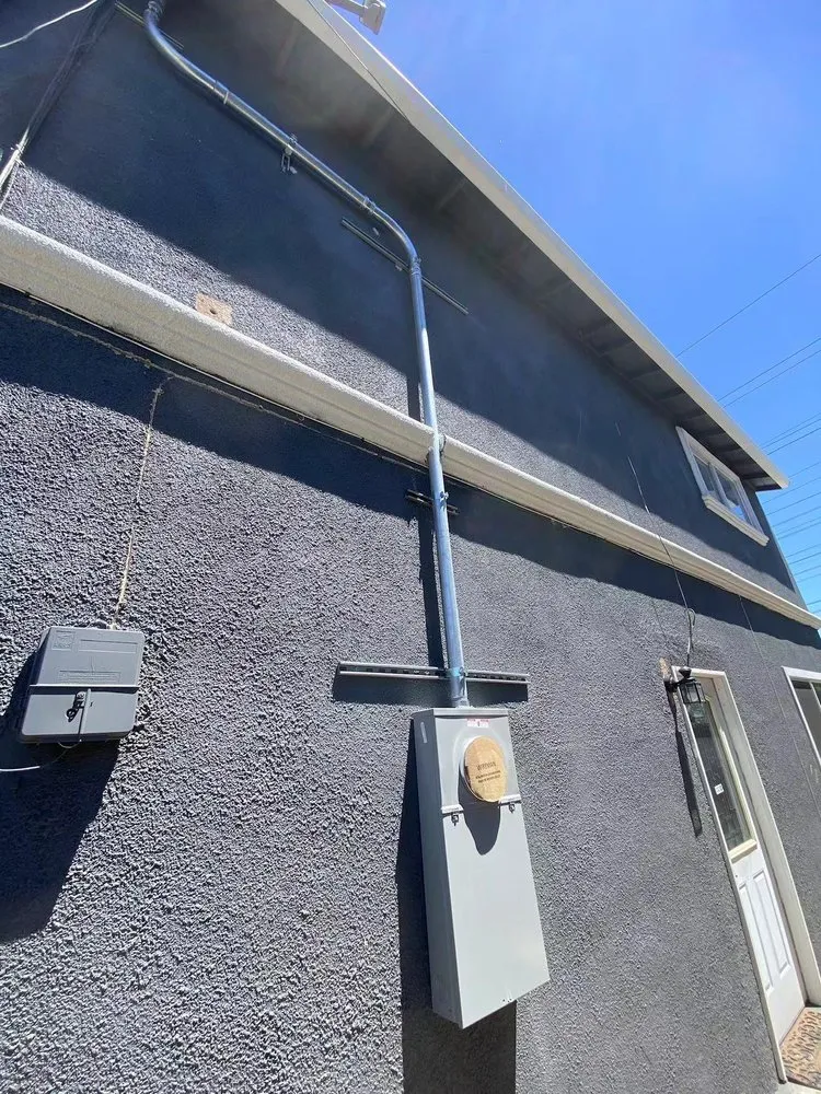 Professional lawn care service near you in Woodland, CA by Renopro Construction