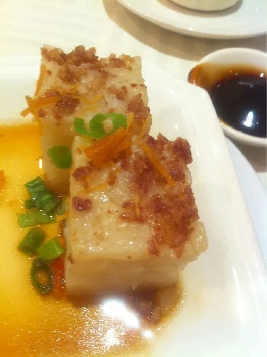 Reliable lawn care service for beautiful yards in Tarzana, CA by Renovate Works