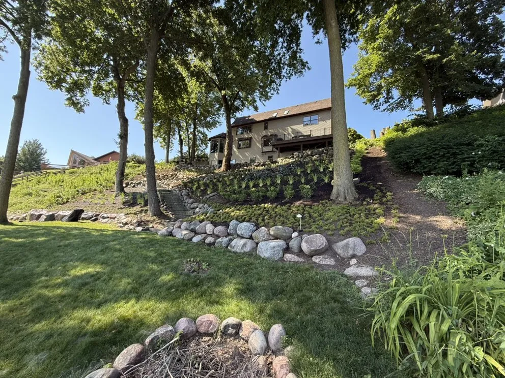 Expert residential landscaping in Naperville, IL - Renovatio Landscape & Design