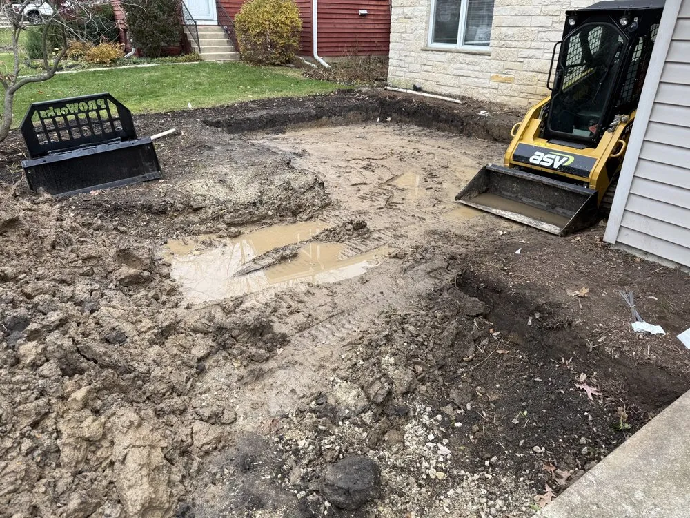 Top-rated residential landscaping experts serving Naperville, IL - Renovatio Landscape & Design