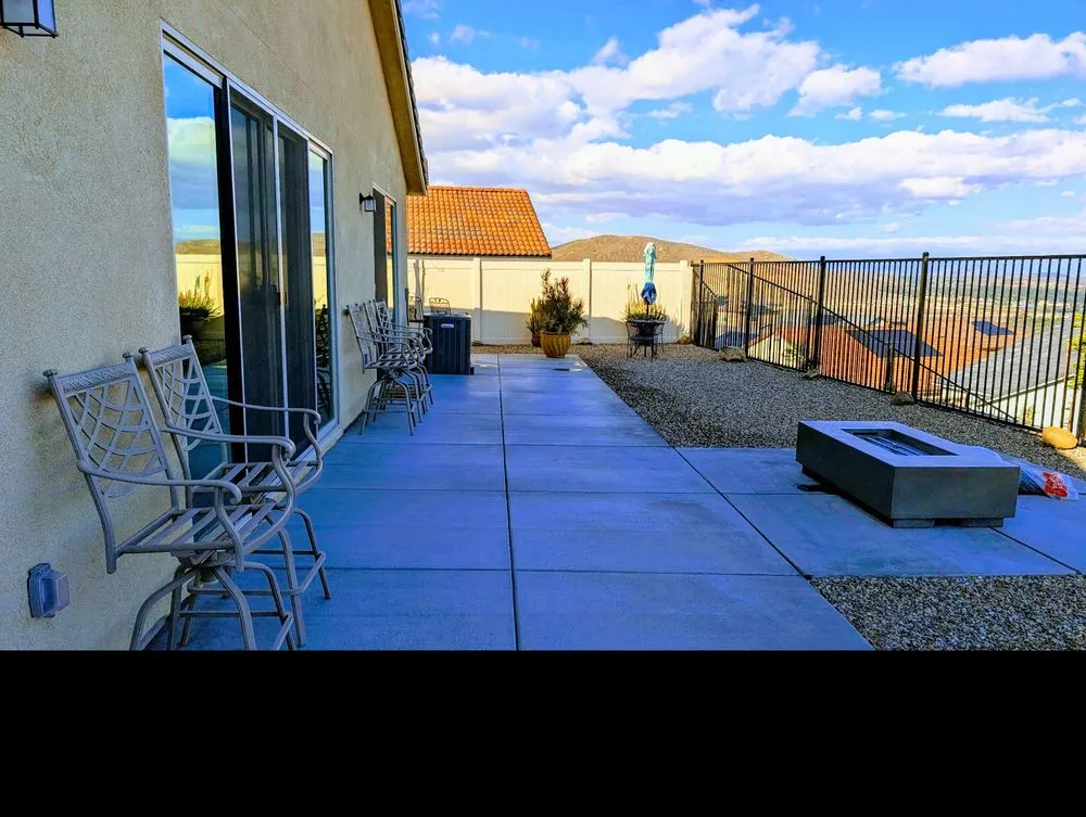 Trusted lawn care service experts serving Woodland Hills, CA - Renovation and Construction Services