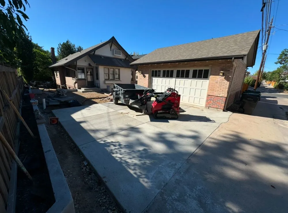 Custom lawn care service in Scottsdale, AZ by Renovation Pros