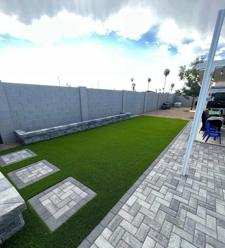 Affordable lawn mowing service in Scottsdale, AZ - Renovation Pros