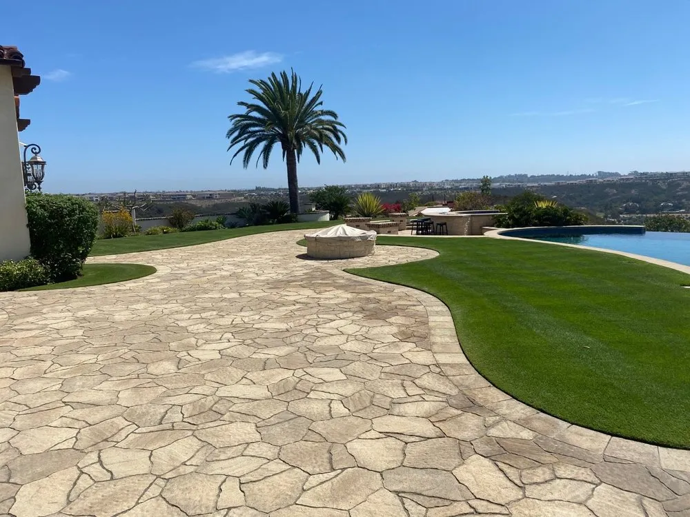 Affordable outdoor landscaping experts serving San Diego, CA - Renshaw Landscape Services