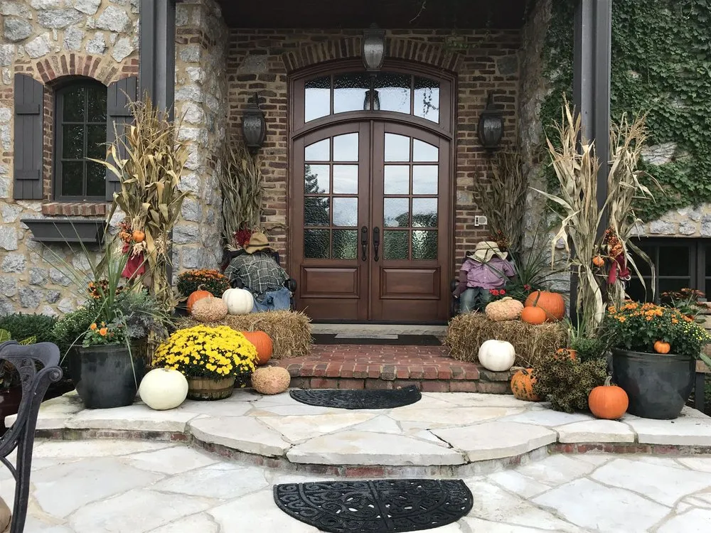 Custom yard maintenance in Aurora, IL - Rent A Gardener