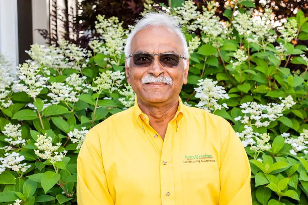 Custom residential landscaping in Aurora, IL by Rent A Gardener