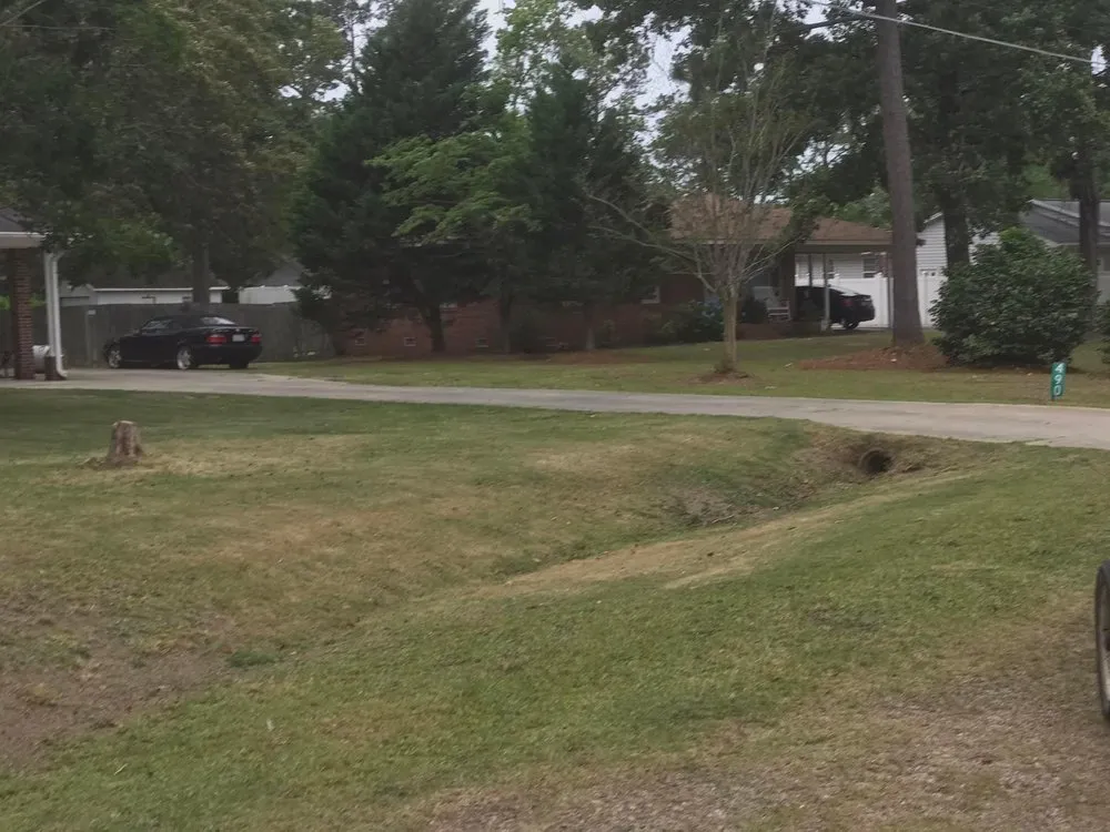 Expert residential landscaping experts serving Lumberton, NC - Rent A Husband