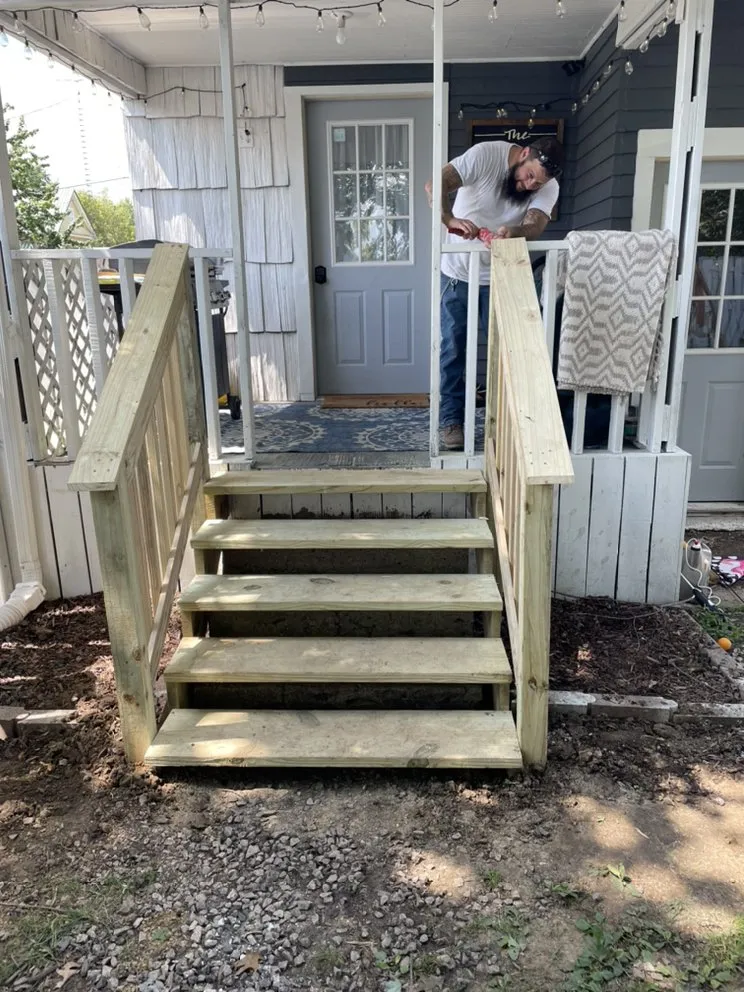 Reliable yard cleanup service for beautiful yards across Evansville, IN - Rent A Man