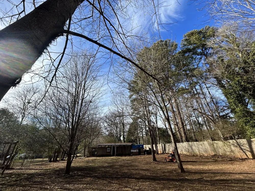 Local lawn care service near you in Mableton, GA by Renteria Landscaping